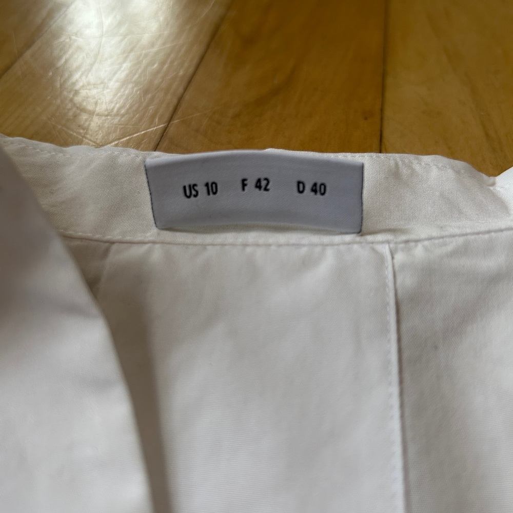 AKRIS PUNTO: Everyday Classic White Blouse - Picture 7 of 8